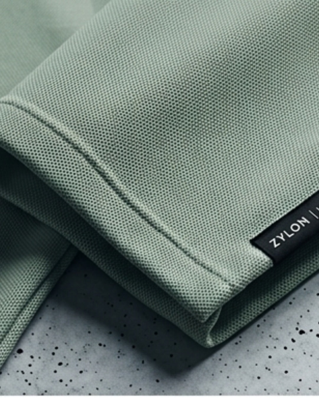 Zylon Heavy Knit Quarter-Zip Polo | Sage Green
